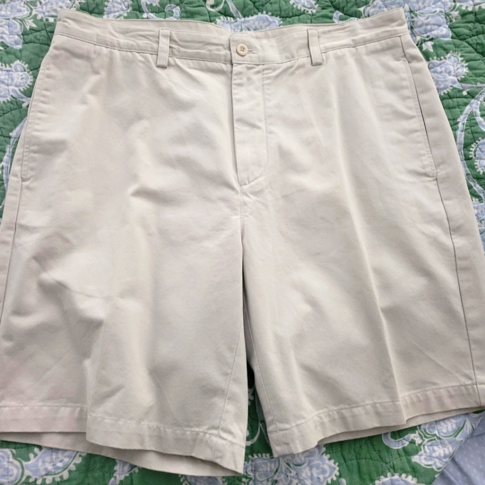 Vineyard Vines Breaker Short